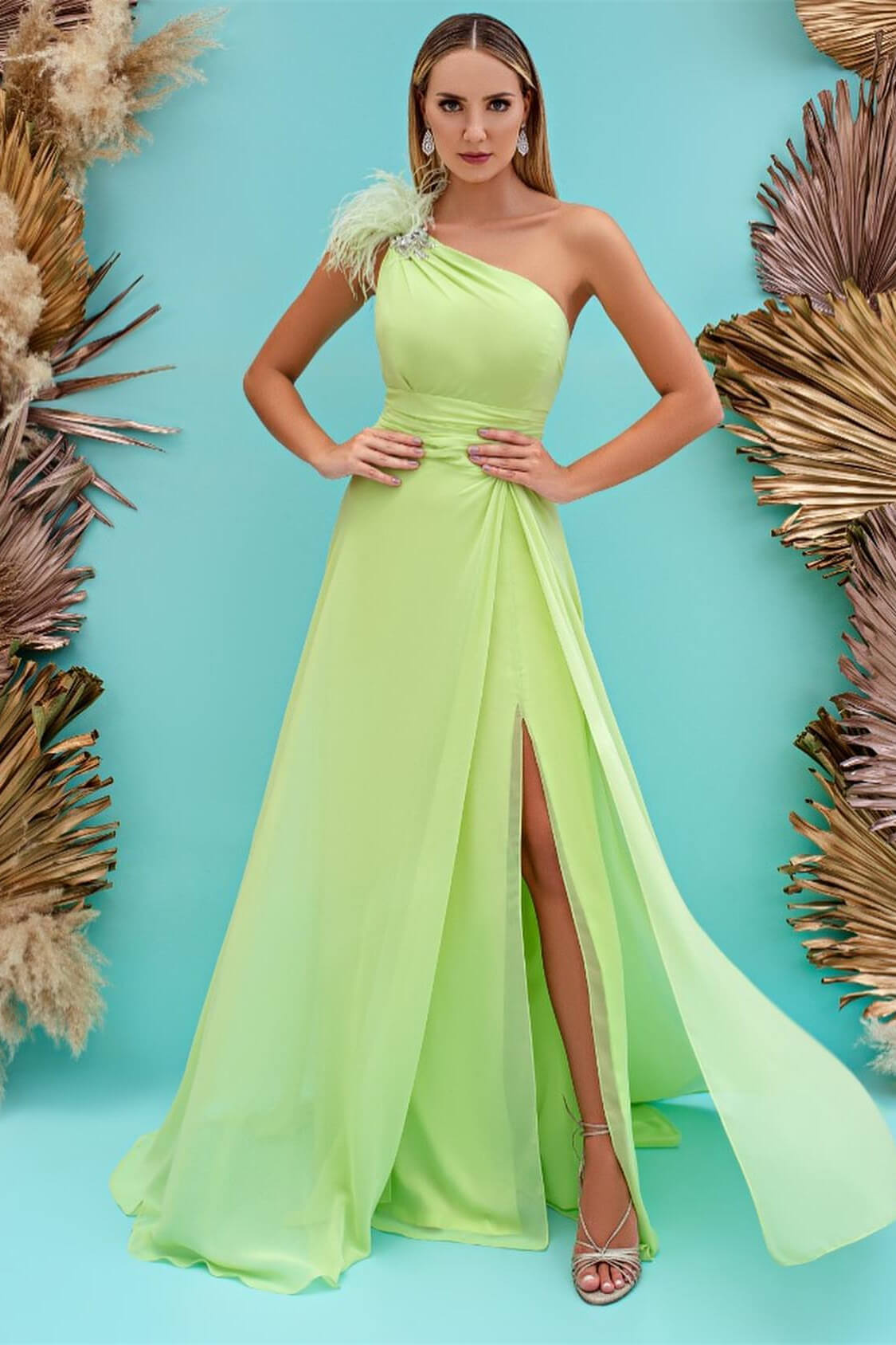 Front Light Green Split Mermaid One-Shoulder Evening Dress with Feather | Ballbella