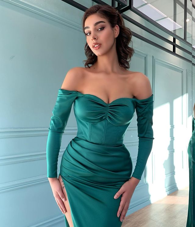 Long-Sleeve Dark Green Mermaid Evening Dress | Ballbella