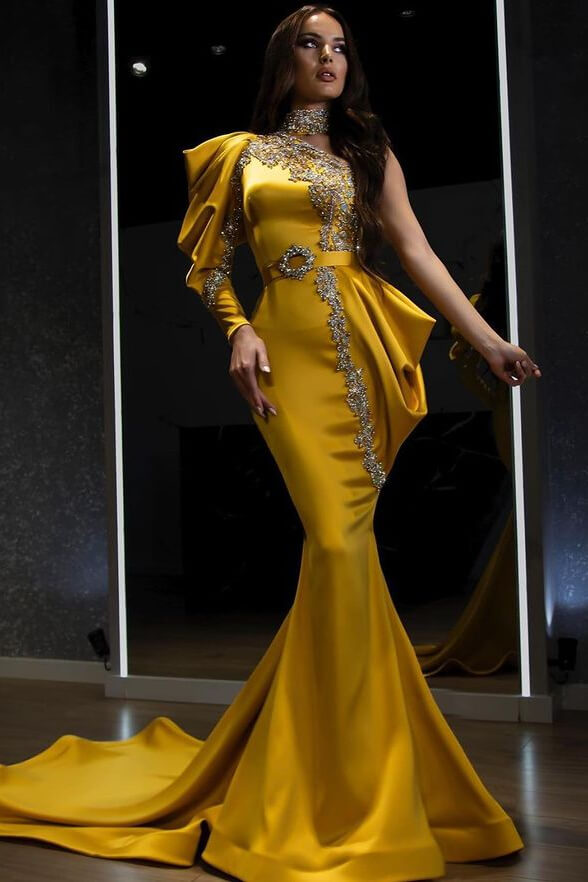 Halter Yellow Mermaid One-Shoulder Long-Sleeve Evening Dress with Beadings | Ballbella