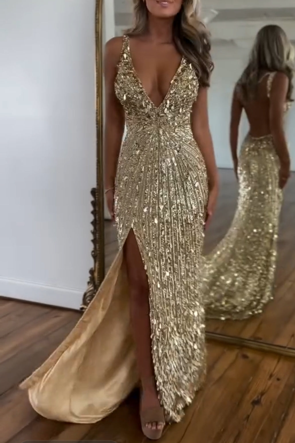 Charming Gold Sequins Spaghetti Strap Prom Dress with V-Neck & Split | Ballbella