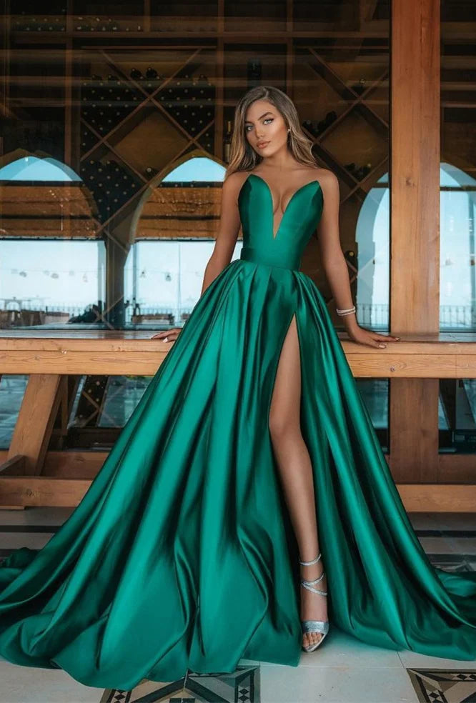 Emerald Green Long V-Neck Prom Dress with Split | Ballbella