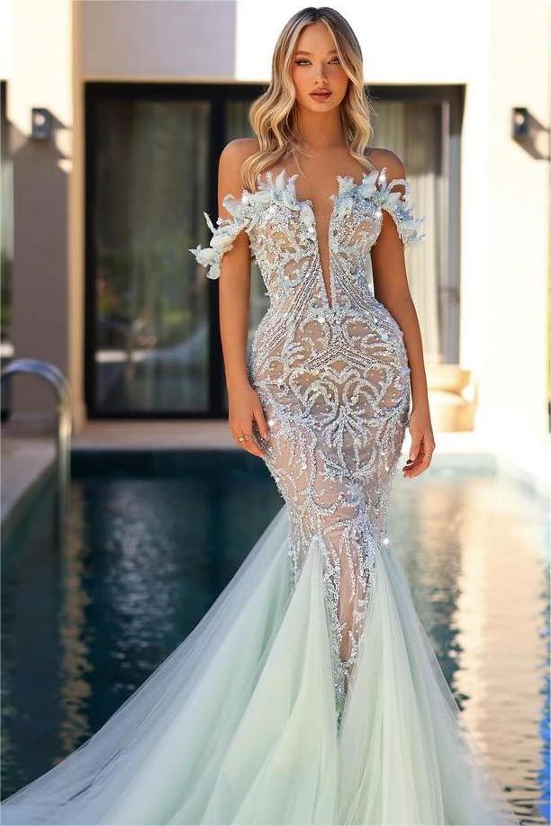 Charming Tulle Strapless Off-the-Shoulder Mermaid Prom Dress with Feather Details | Ballbella