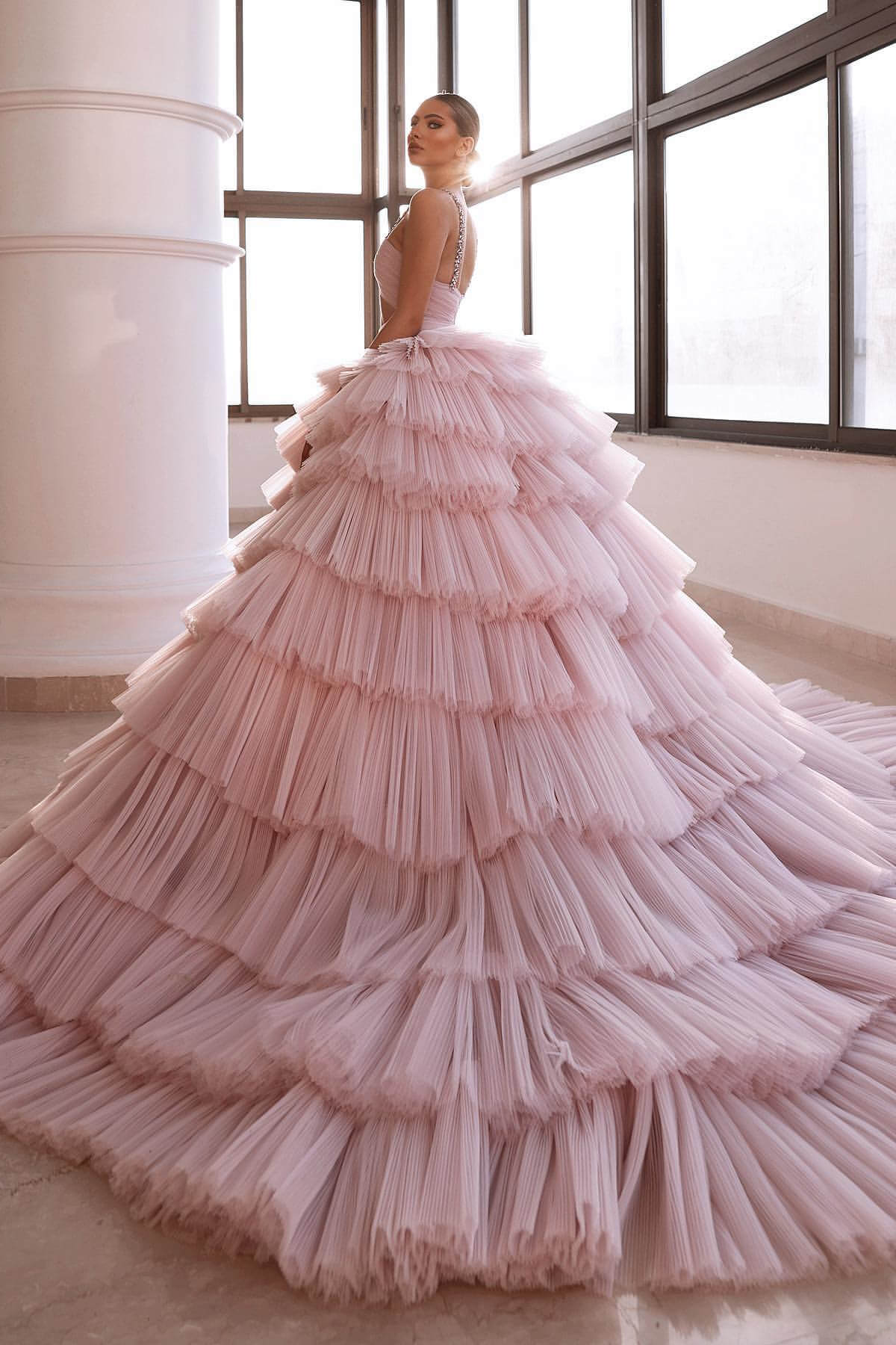 Luxurious Pink V-Neck Sleeveless Prom Dress with Tulle Layer | Ballbella