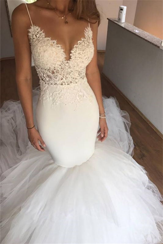 Gorgeous Sleeveless Wedding Dress with Lace Appliques