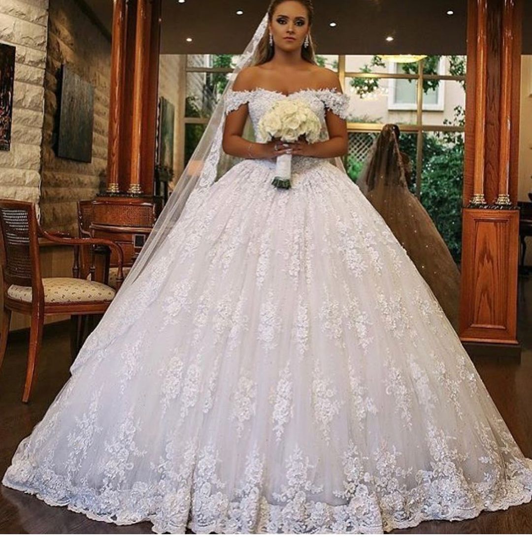 Luxury Off-the-shoulder Lace Wedding Dress With Train - Long Ball Gown