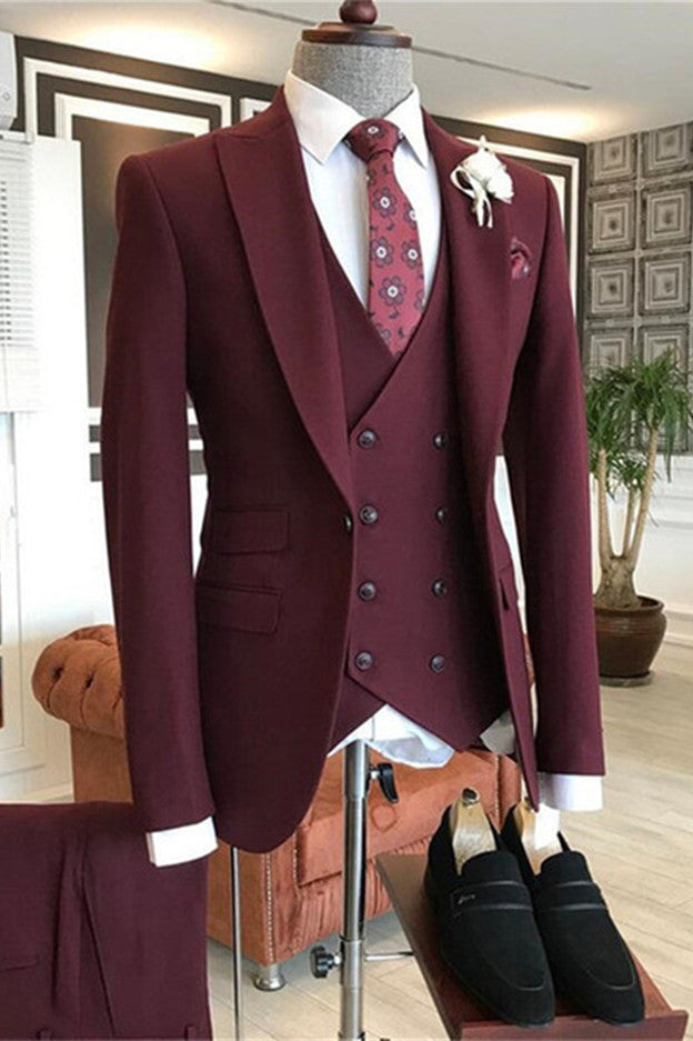 Groom in Style: Morden Burgundy Three Pieces Prom Suit With Peaked Lapel