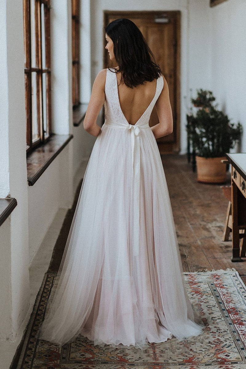 Beautiful Lace Open Back Wedding Dress for the Beach