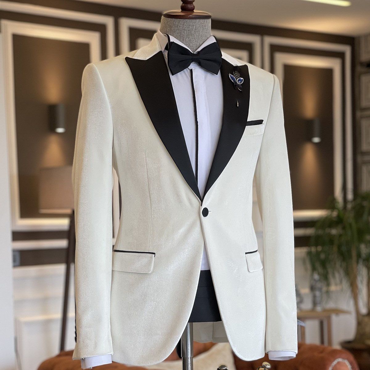 Smart White Suit For Reception - 2 Pieces Peaked Lapel Online