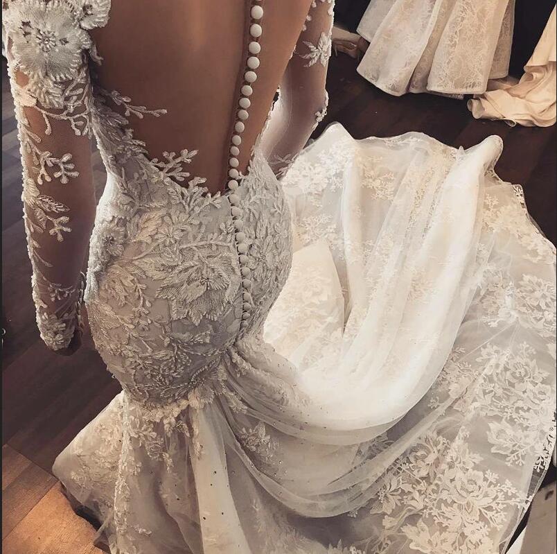 Classy Sweetheart Mermaid Wedding Dress With Lace Appliques