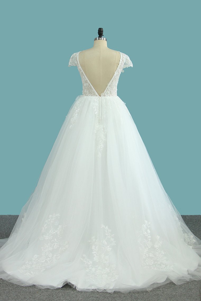 A-Line Lace Backless Wedding Dress with Tulle Appliques for Bateau