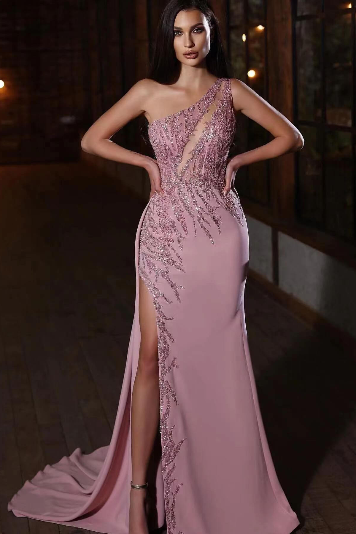 Mermaid Split Elegant One-Shoulder Applique Prom Dress