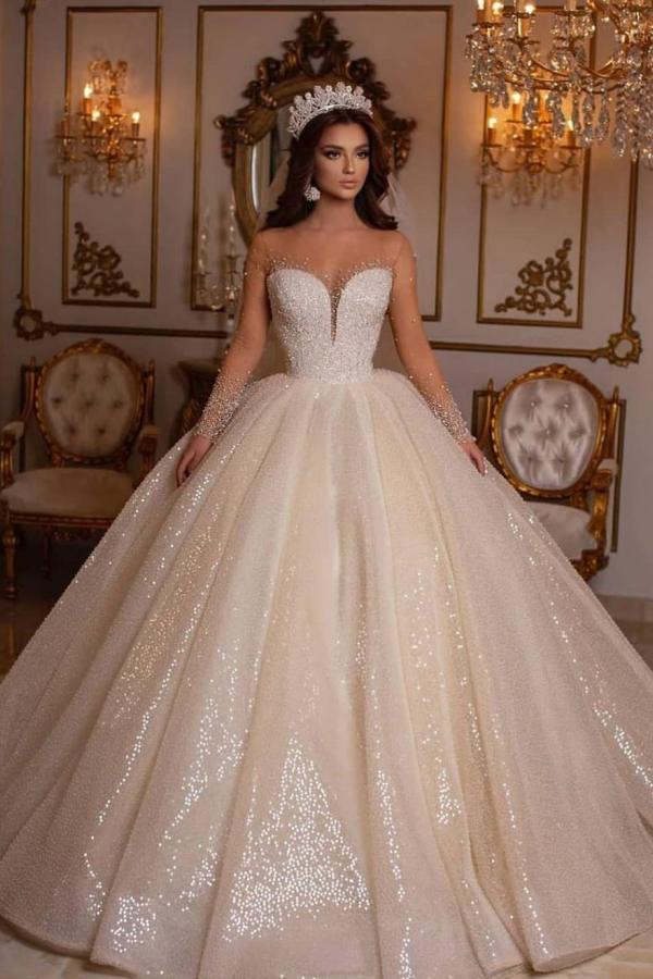 Luxury Sweetheart Wedding Dress with Long Sleeves and Ball Gown