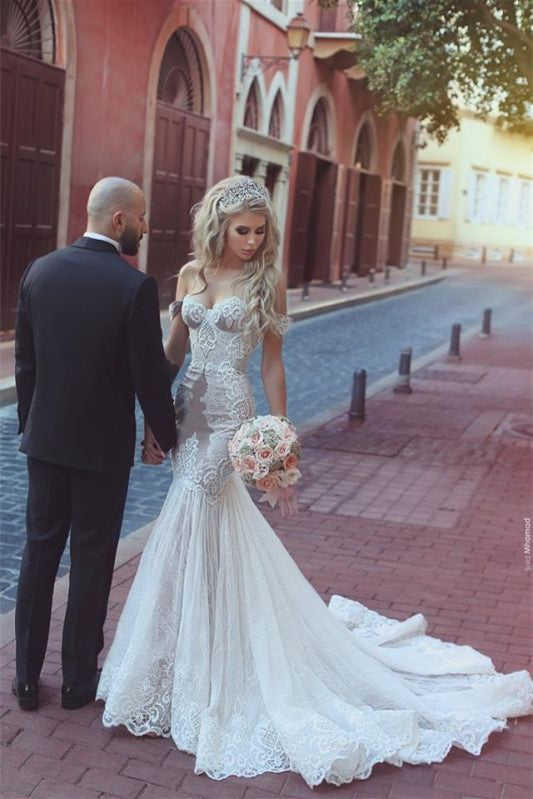 Sweetheart Mermaid Lace Wedding Dress With Lace-up Back