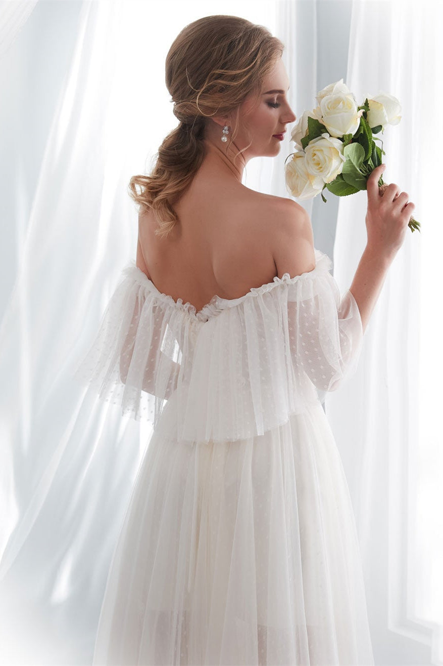 Beach Tulle Wedding Dress with Off-the-Shoulder Style