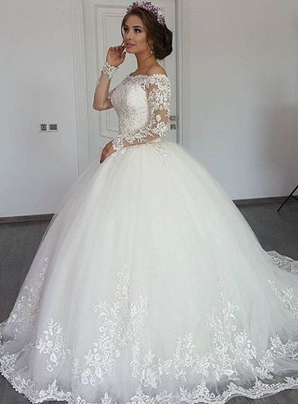 Beautiful Long Sleeves Off-the-Shoulder Ball Gown Wedding Dress with Appliques Lace
