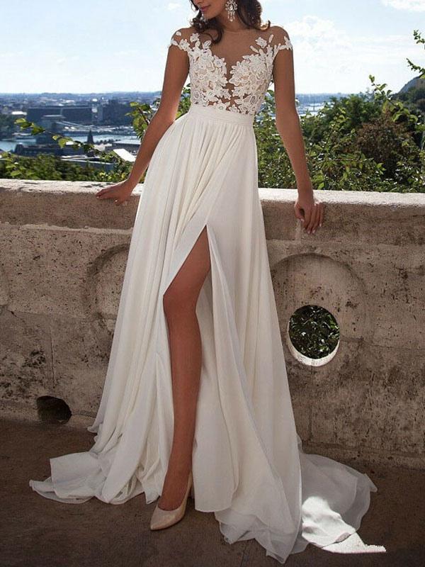 Lace Appliqu¨¦ Beach Wedding Dress with Front Split