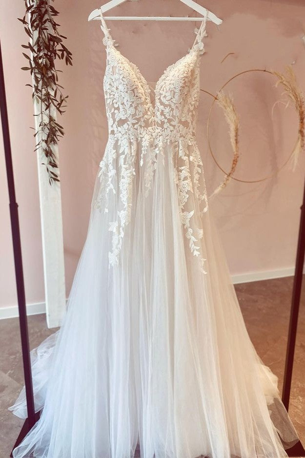 A-Line Sweetheart Appliques Lace Floor-length Wedding Dress with Ruffles Tulle