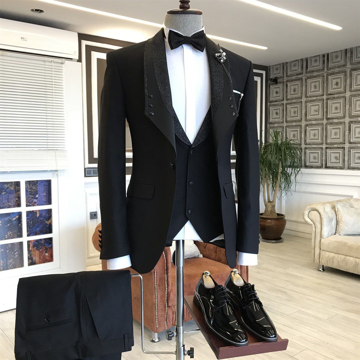 All Black Shawl Lapel One Button Wedding Suit for Grooms ¨C Felix 3-pieces