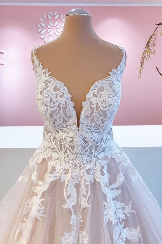 Elegant Sweetheart A-Line Wedding Dress with Ruffles, Appliques and Lace Tulle