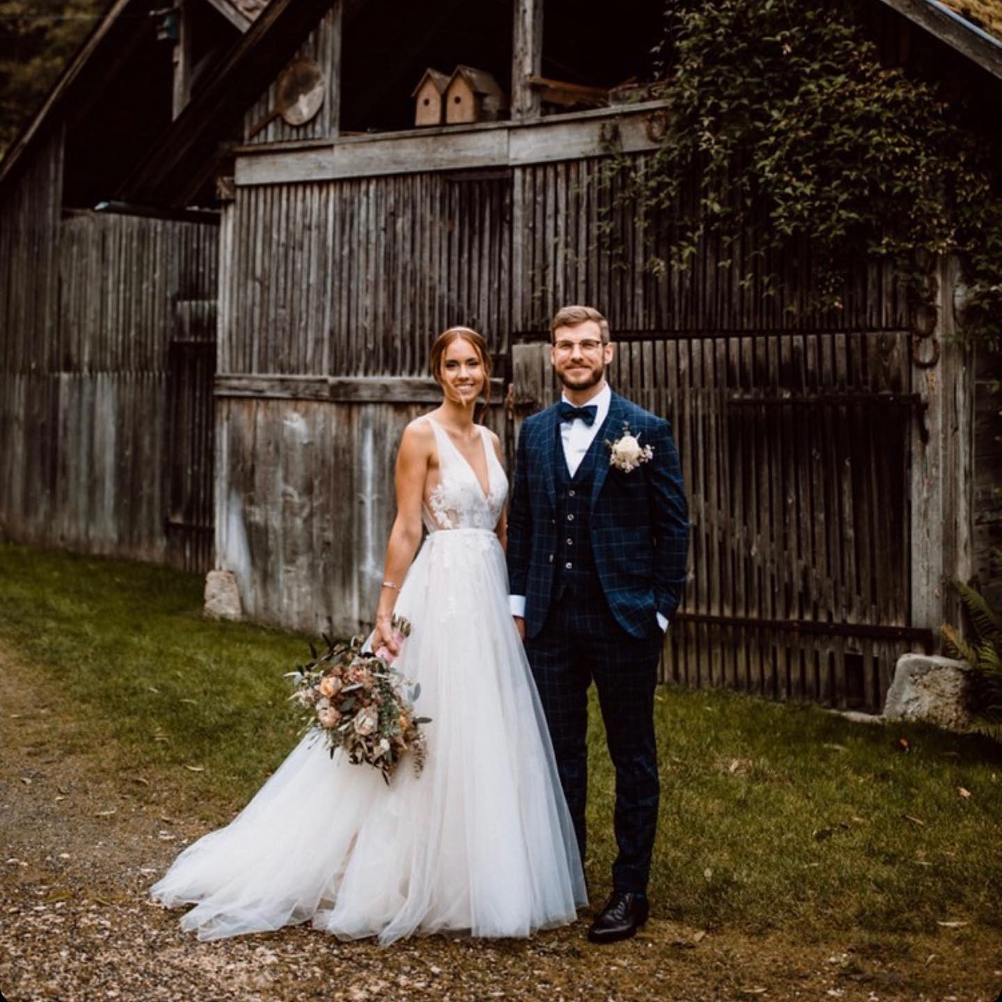 Stunning A-Line Deep V-neck Floral Wedding Dress with Open Back and Tulle Skirt