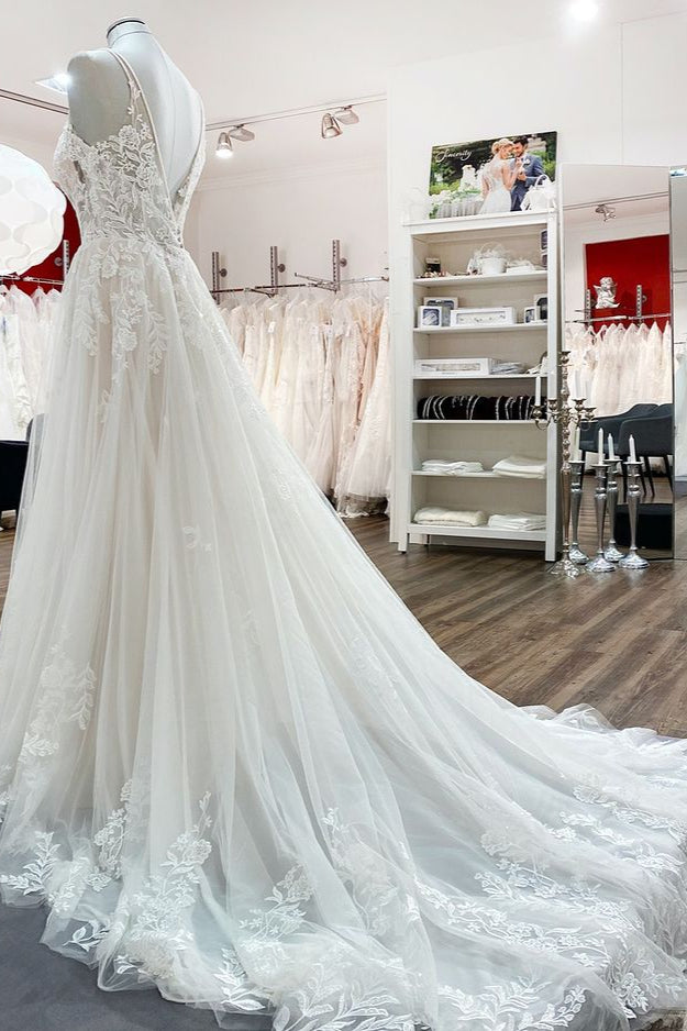 Elegant A-Line V-Neck Lace Wedding Dress With Tulle Spaghetti-Straps