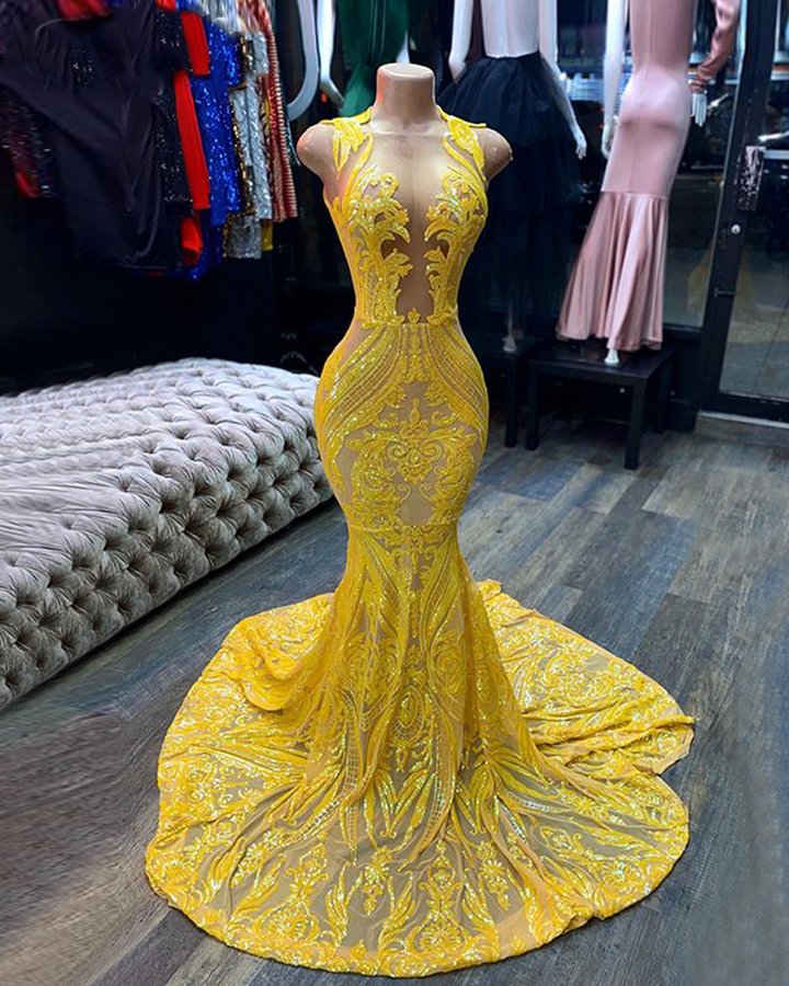 Mermaid Yellow Sequins Prom Dress with Sleeveless Design