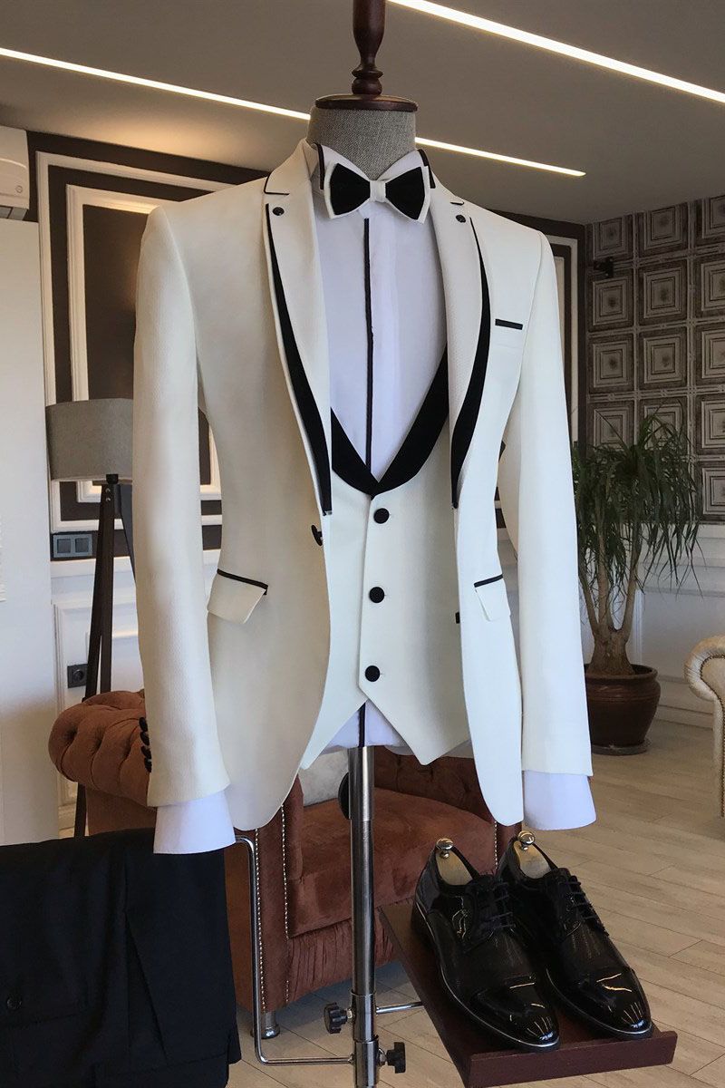 Elegant Black Designer Wedding Suits For Groom with White Notched Lapel