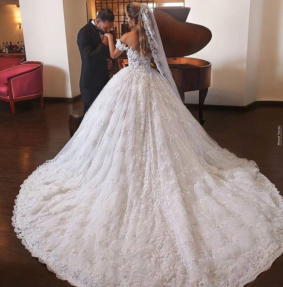 Luxury Off-the-shoulder Lace Wedding Dress With Train - Long Ball Gown