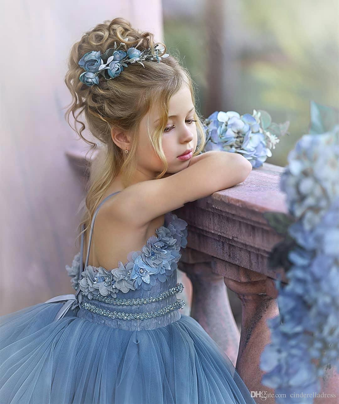 Dusty Blue Flower Girl Dresses with Spaghetti Straps & Lace Appliques