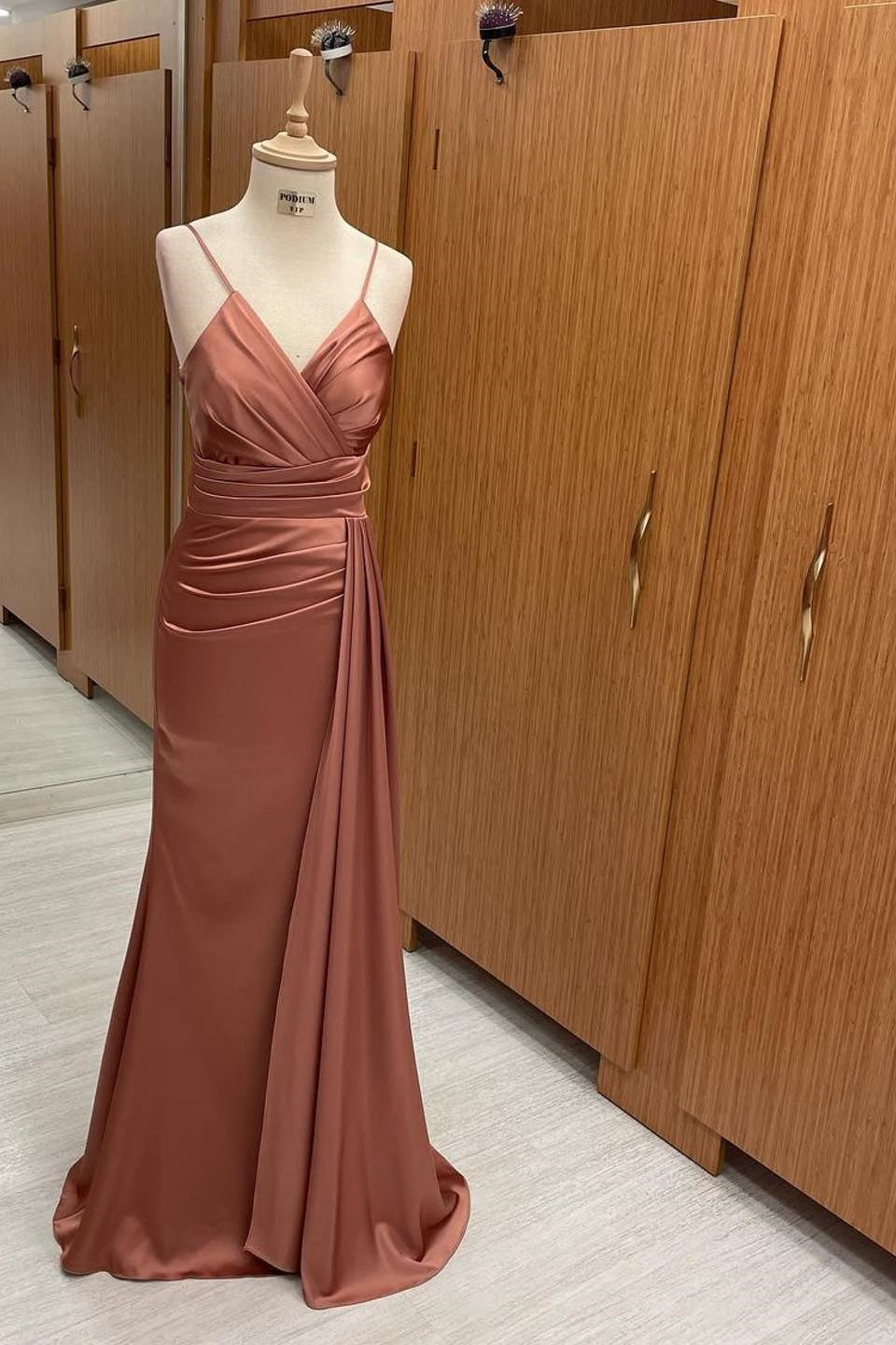 V-Neck Elegant Spaghetti-Straps Mermaid Evening Dress On Sale