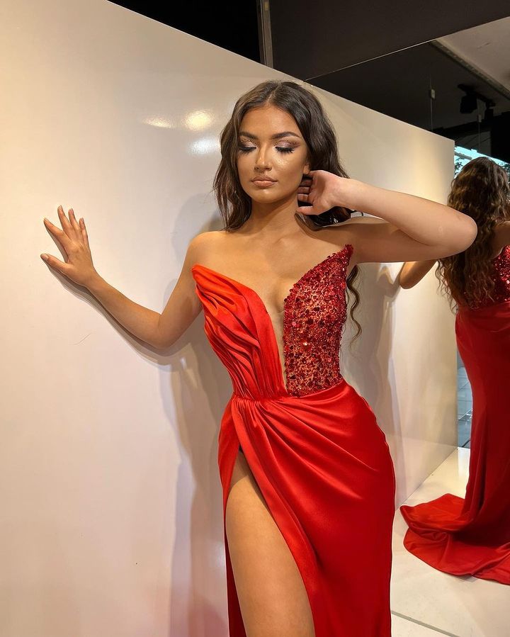 Red Mermaid Prom Dress with Beading Splits