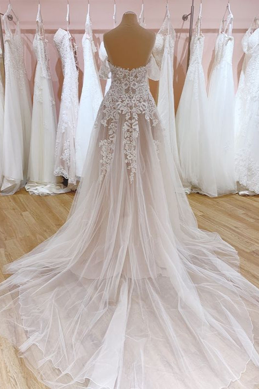 Glamorous Bateau Mermaid Wedding Dress with Appliques Lace Tulle