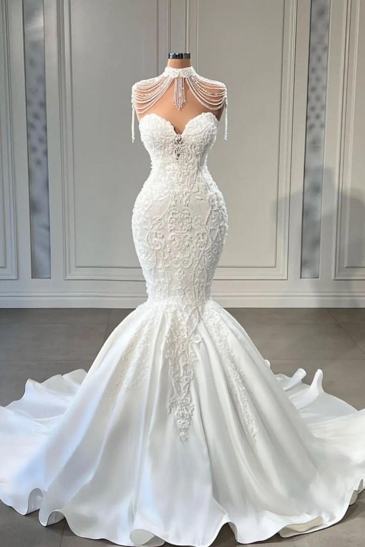 Luxury Long Mermaid Sweetheart Satin Pearl Wedding Dress with Lace