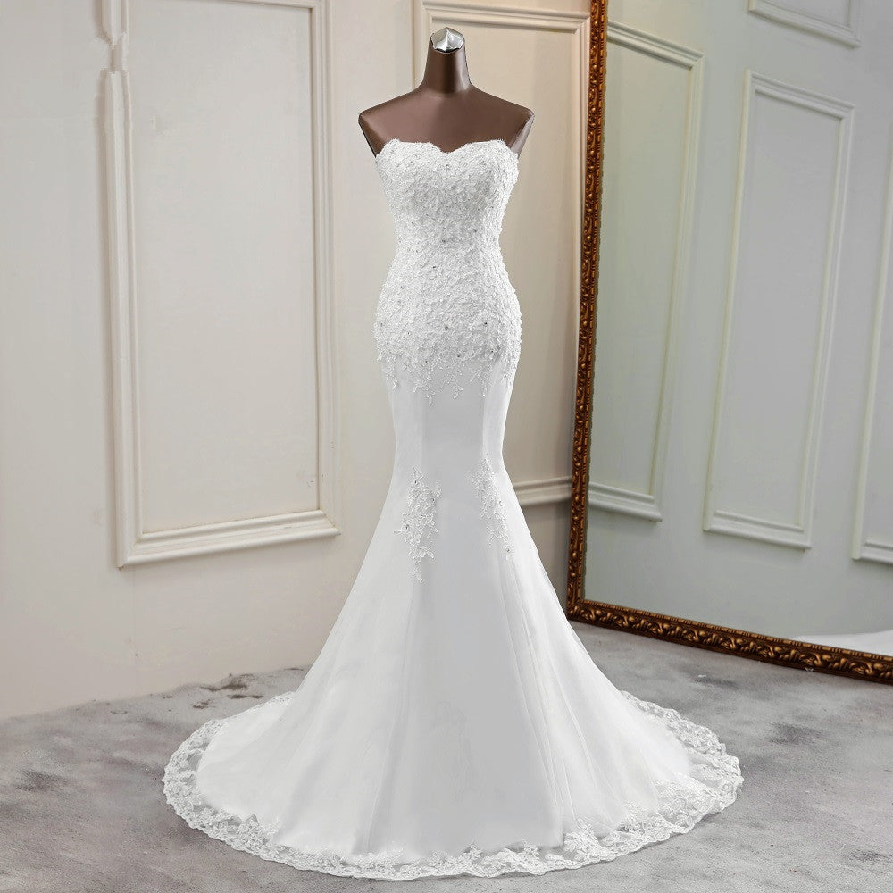 Elegant Strapless Mermaid Wedding Dress with Lace Appliques and Beadings