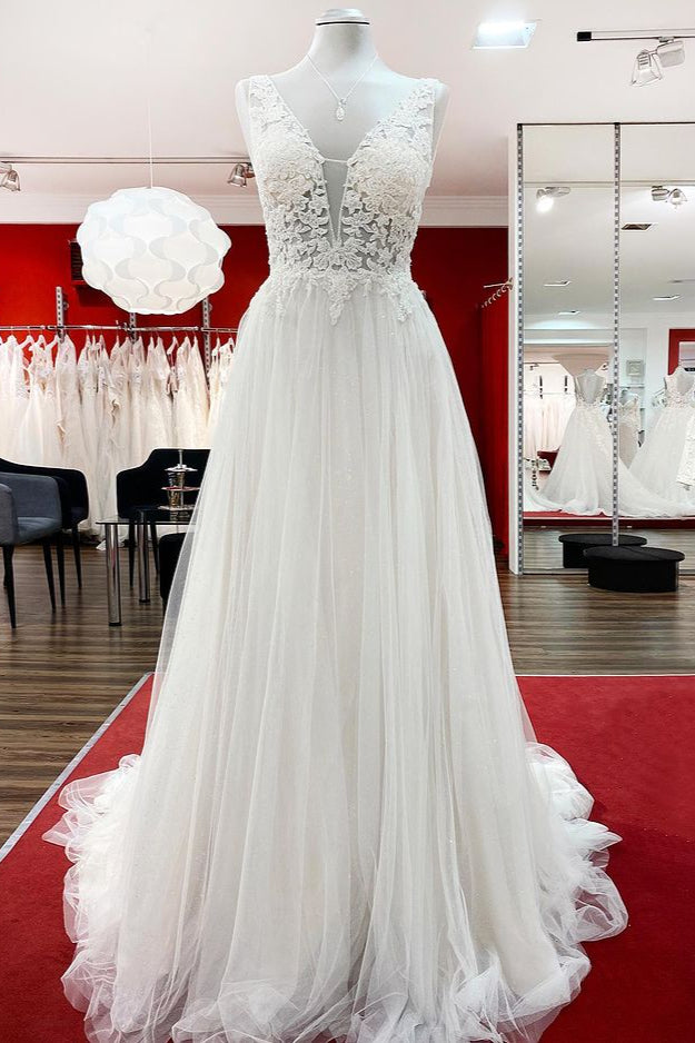 Modest Long A-Line V-Neck Tulle Ruffles Backless Wedding Dress With Lace