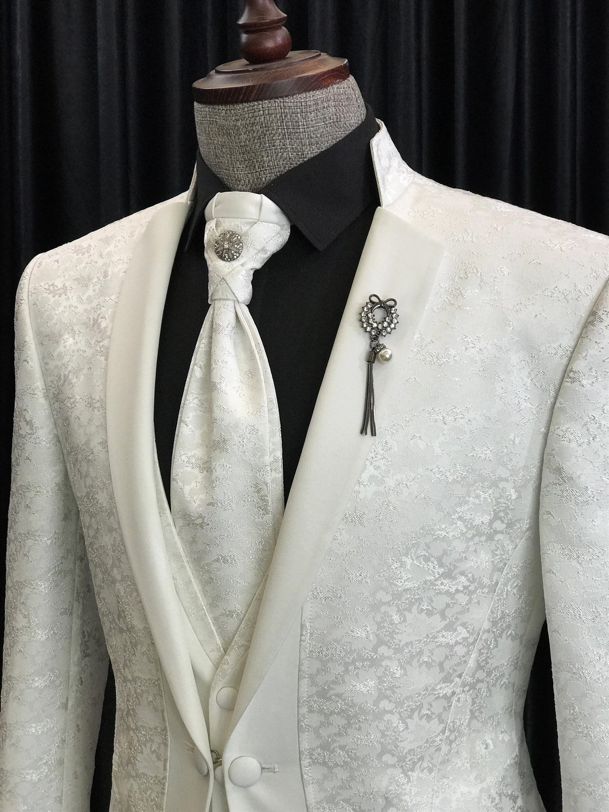 White Jacquard 3-Piece Wedding Suits with Special Lapel - Hot Sale by Christian