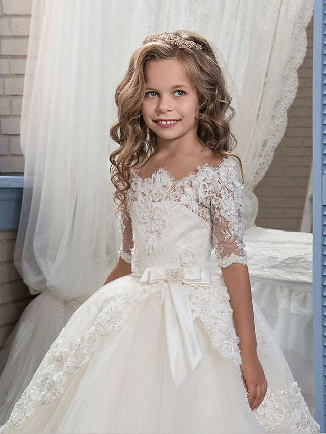 Half Sleeve Lace Ball Gown Flower Girl Dresses with Tulle and Appliques Buttons