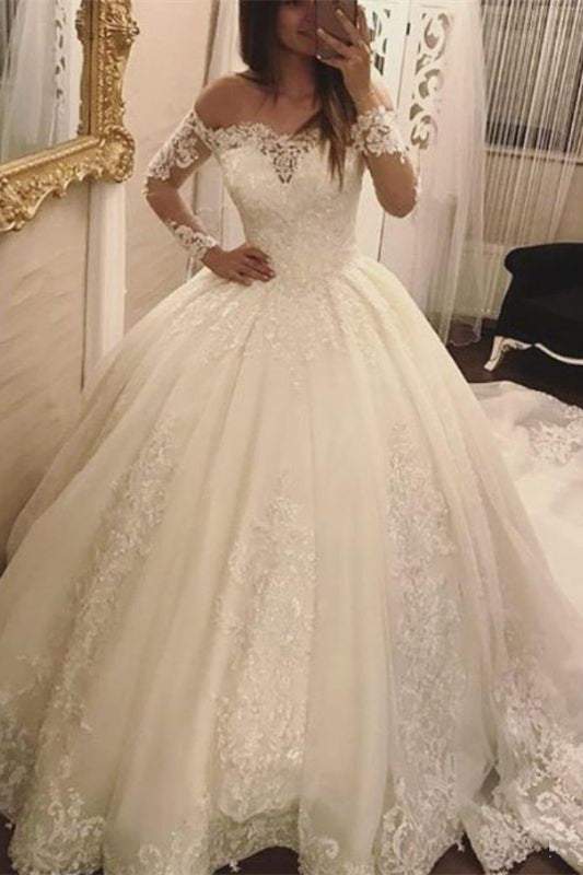 Elegant Off-the-Shoulder Ball Gown Wedding Dress With Lace Appliques