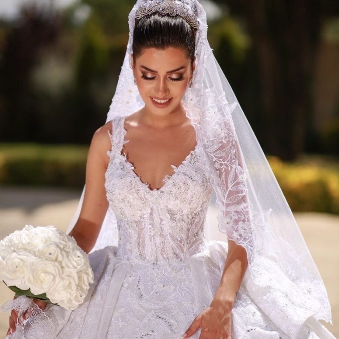 Gorgeous Off-the-shoulder Lace Wedding Dress for Your Big Day