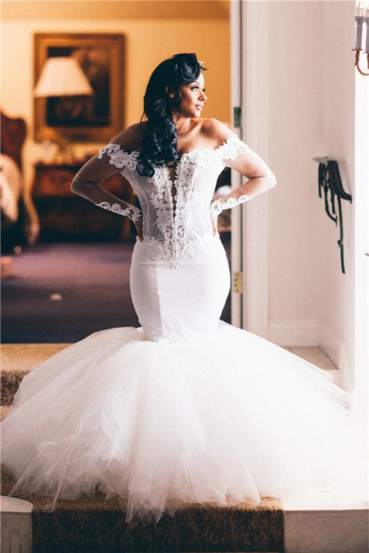 Chic Tulle Mermaid Off-the-Shoulder Wedding Dress With Appliques