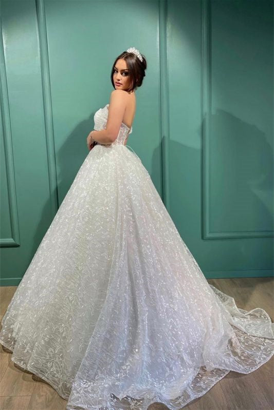 Long Embroidery A-Line Lace Wedding Dress