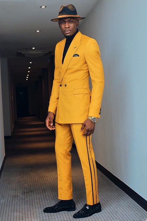 Double Breasted Bespoke Business Suit with Yellow Peaked Lapel for Prom