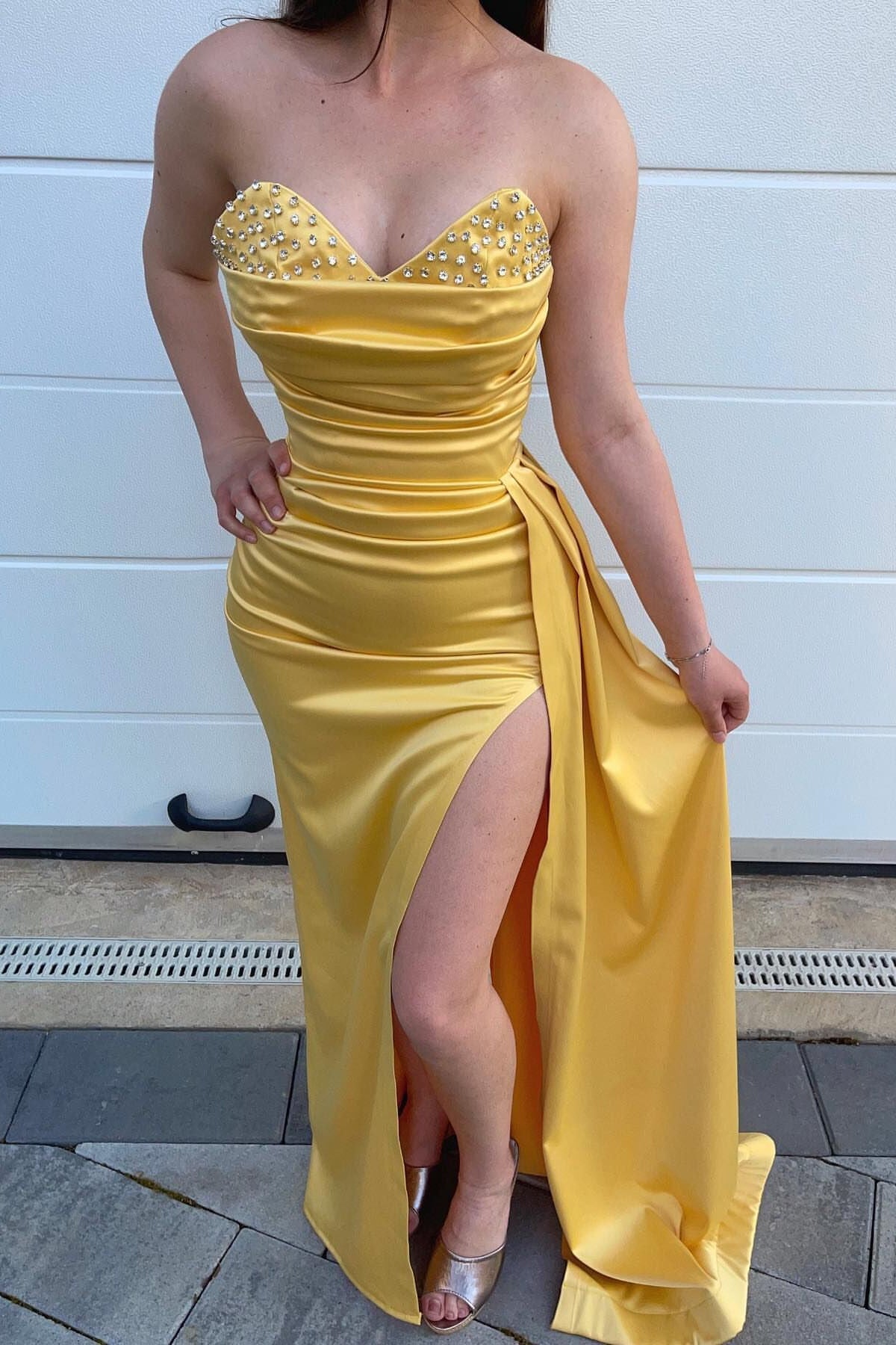 Mermaid Sweetheart Evening Dress with Yellow Beads and Ruffles Split