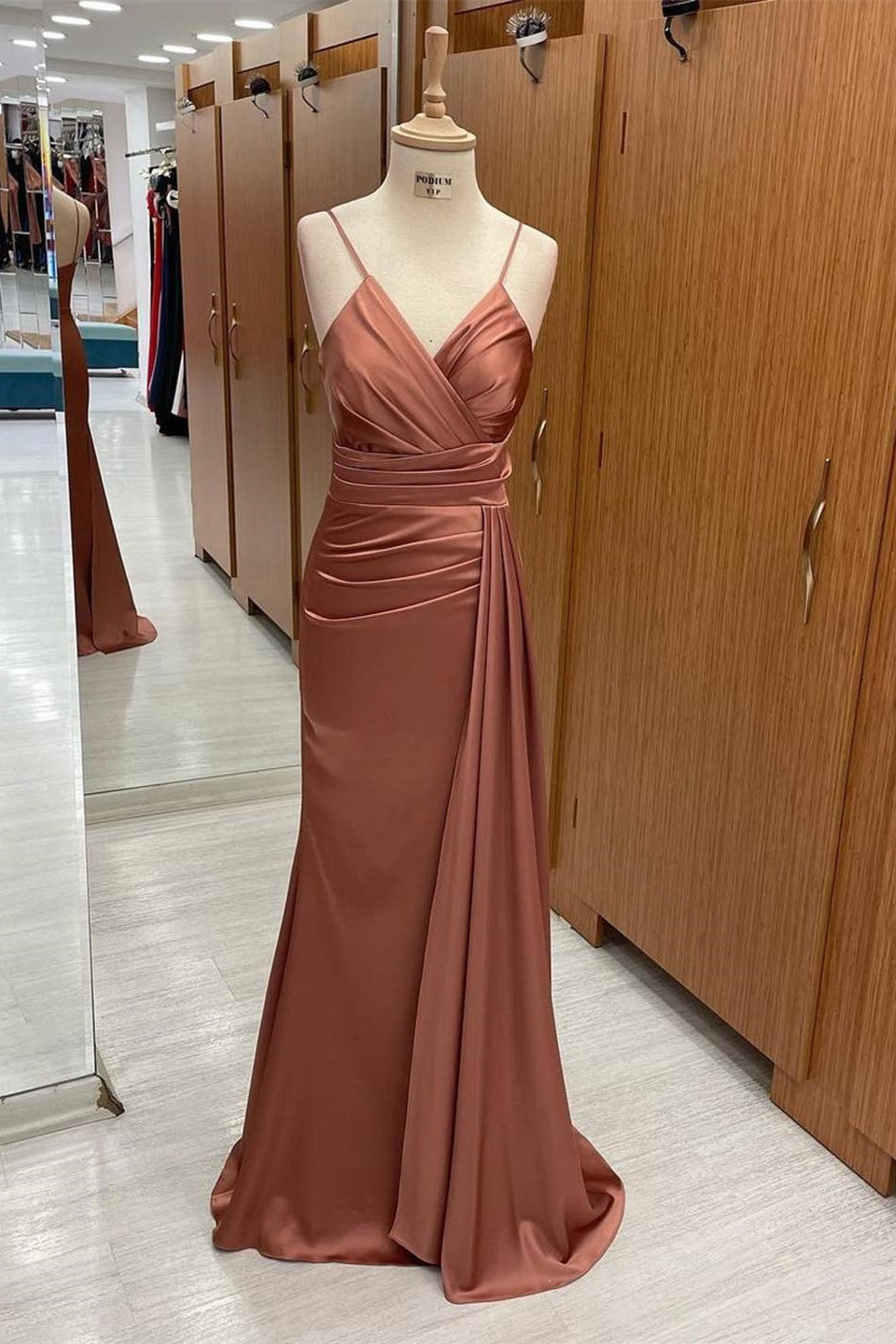 V-Neck Elegant Spaghetti-Straps Mermaid Evening Dress On Sale