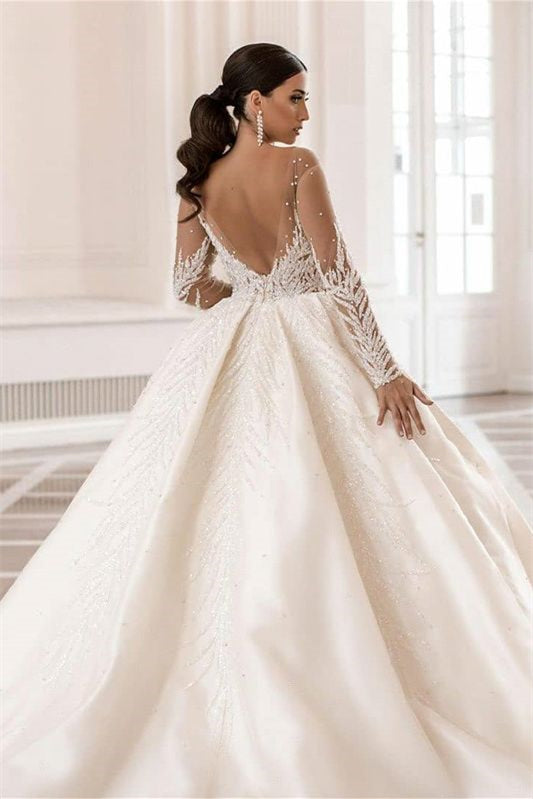 Bateau Long Sleeve Wedding Dress Ball Gown with Beautiful Applique