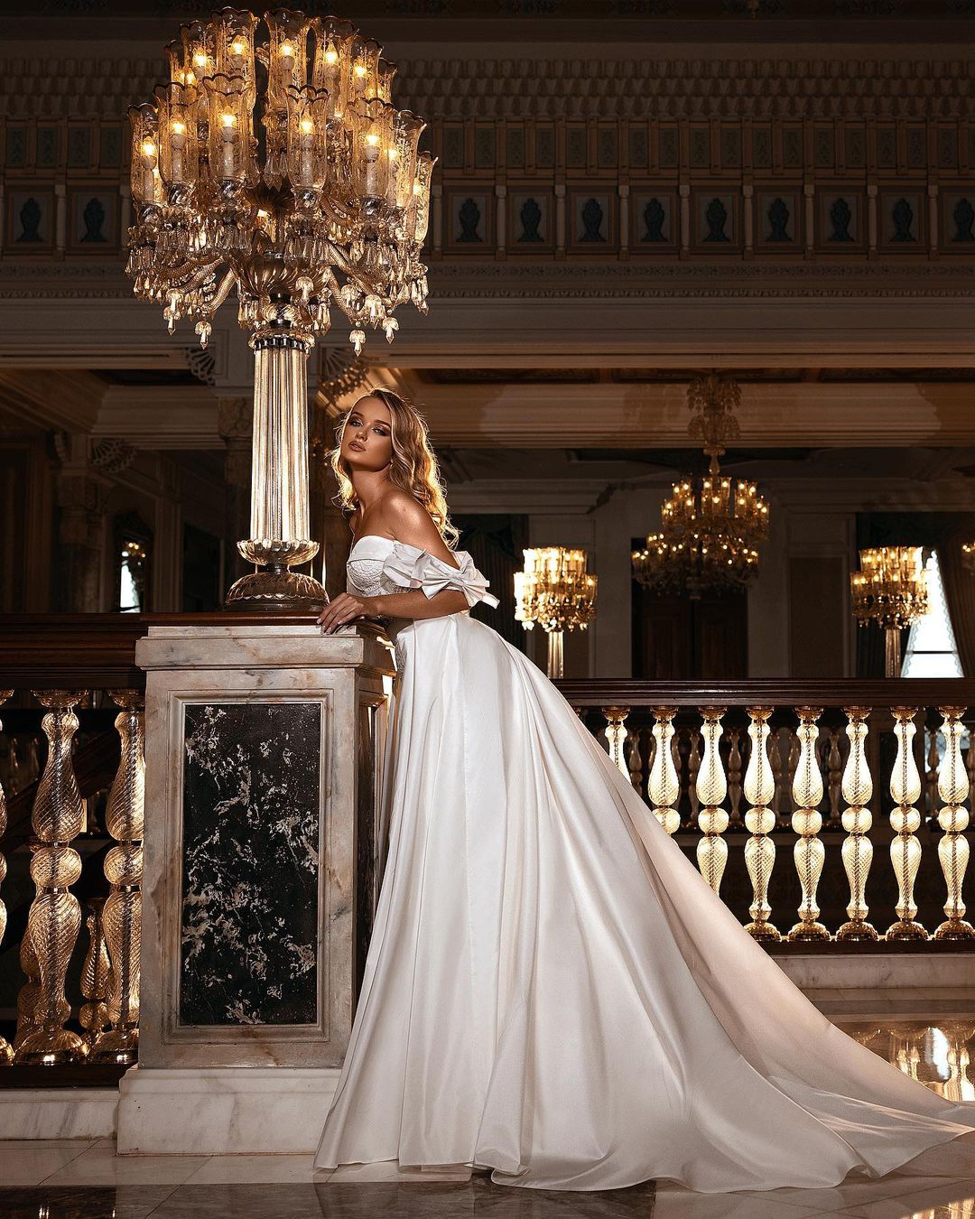 A-line Off-The-Shoulder Lace Wedding Dress with Sweetheart Appliques