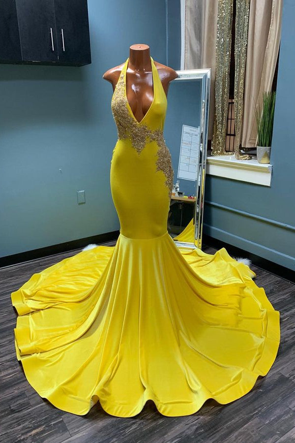 Classic Yellow Halter Mermaid Prom Dress with Appliques