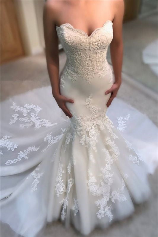 Long Sweetheart Mermaid Wedding Dress with Lace Appliques