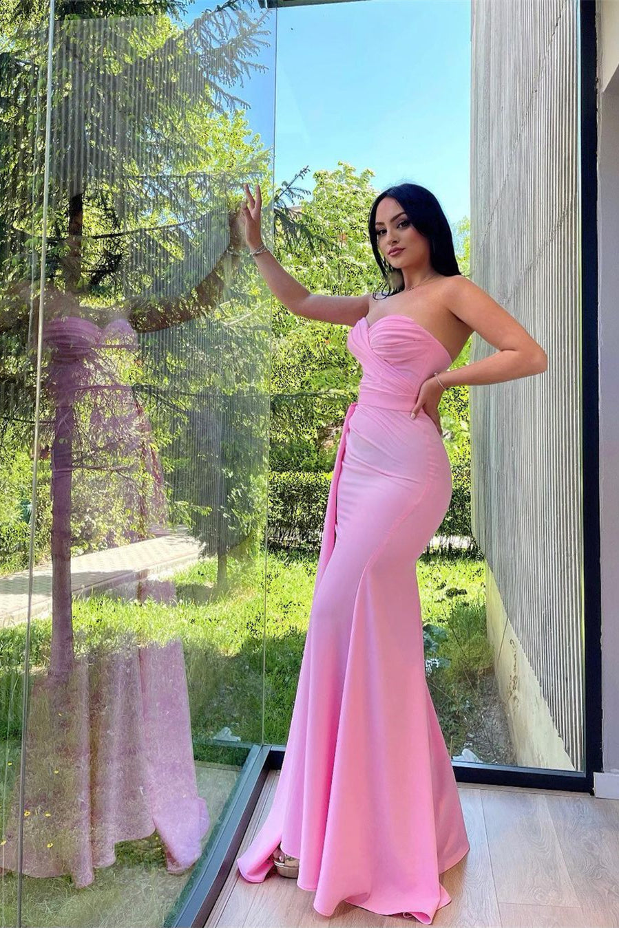 Look Elegant in a Simple Pink Sweetheart Mermaid Prom Dress With Split Ruffles