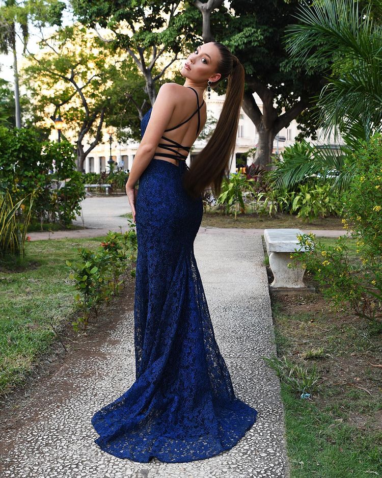 Mermaid Navy Blue Lace Evening Dress